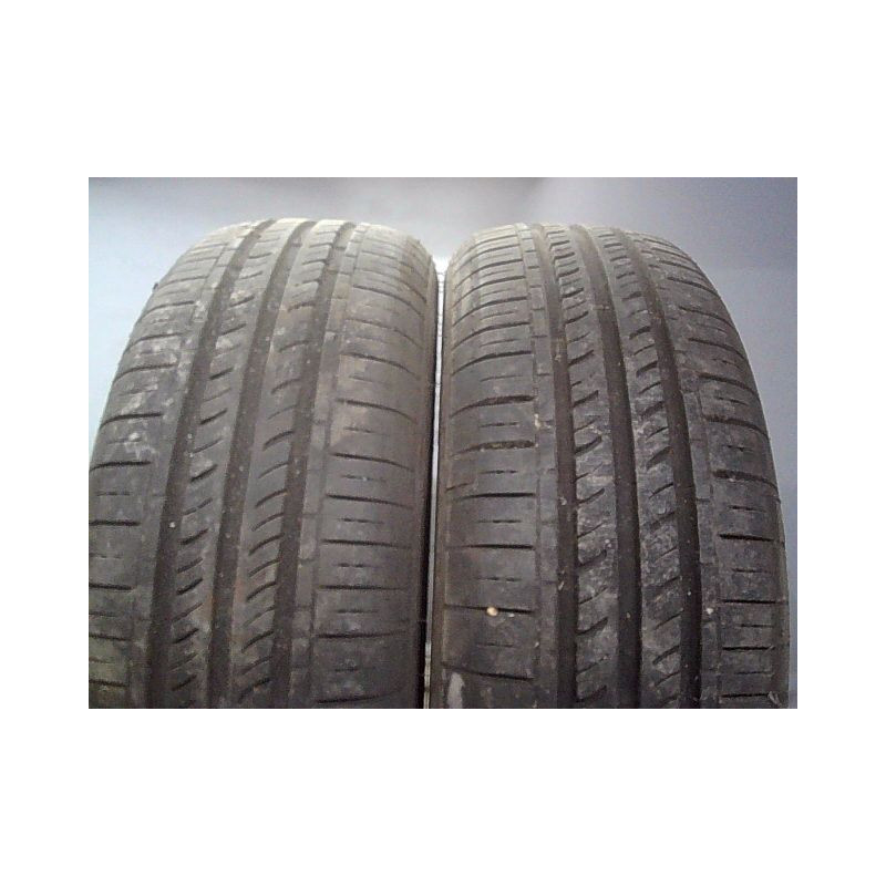 Paire de pneus LEAO NOVA-FORCE GP 185 65 15 92 T