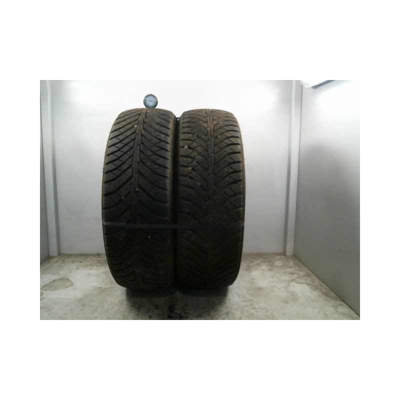 Paire de pneus KUMHO SOLUS HA31 225 60 16 102 H