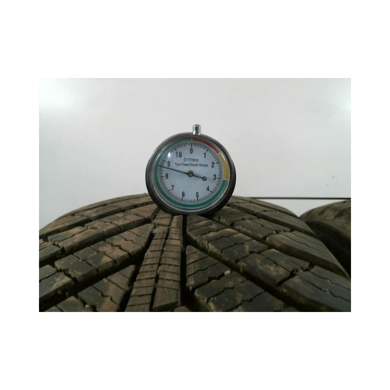 Paire de pneus KUMHO SOLUS HA31 225 60 16 102 H
