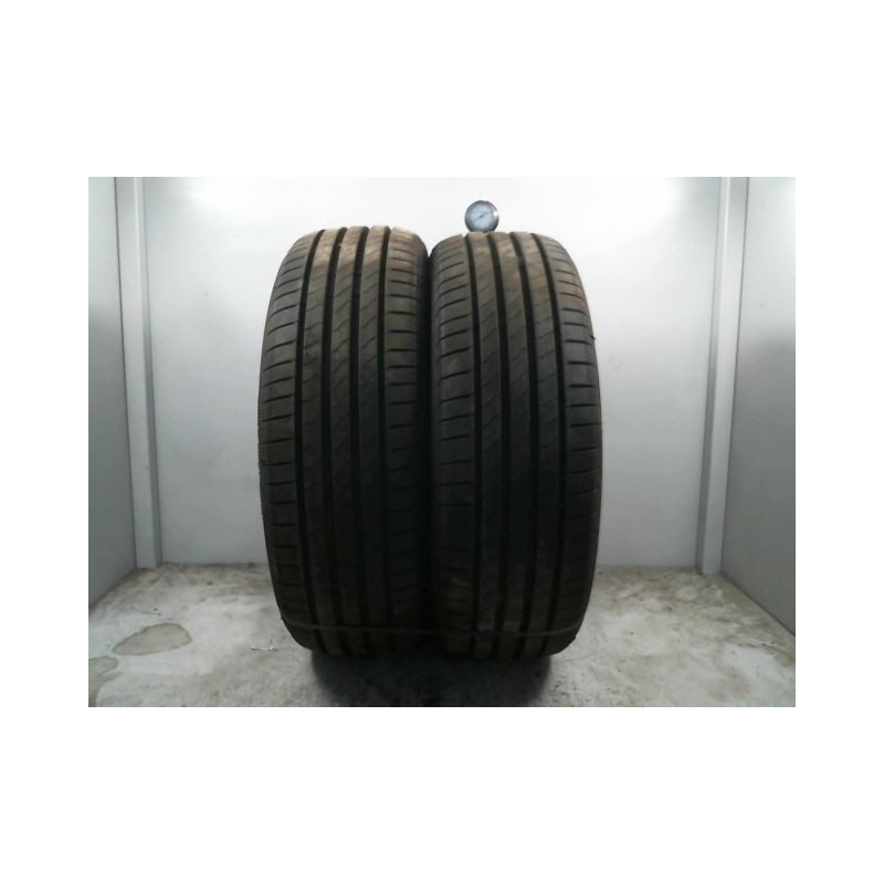 Paire de pneus ROADHOG RGS02 205 60 16 96 V