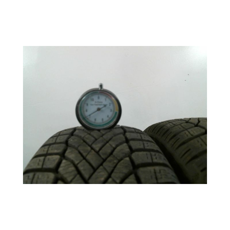 Paire de pneus FALKEN EUROWINTER HS02 165 65 14 79 T