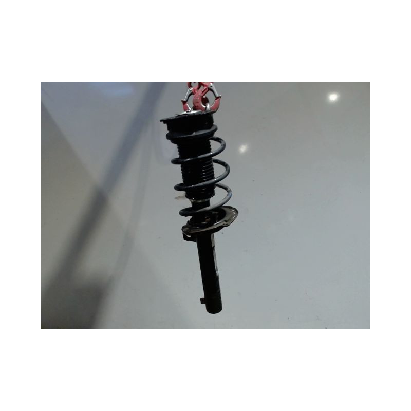 AMORTISSEUR AVANT DROIT VOLKSWAGEN GOLF