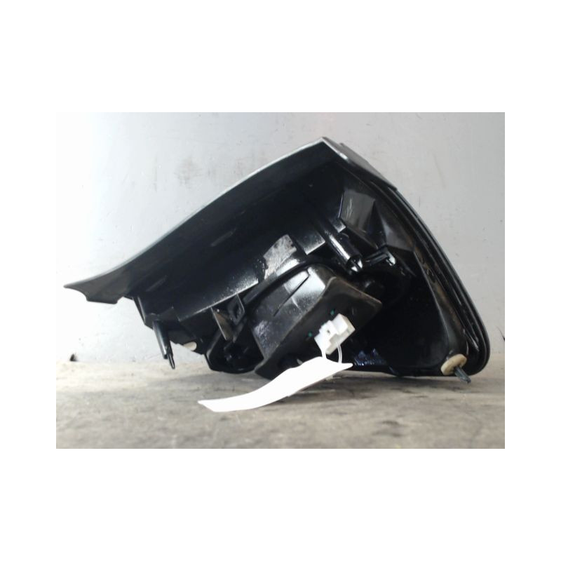FEU ARRIERE GAUCHE  CITROEN C3 2009-
