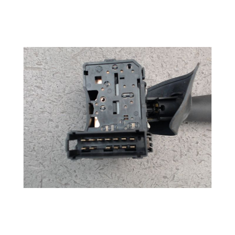 COMMANDE ESSUIE GLACE DACIA SANDERO