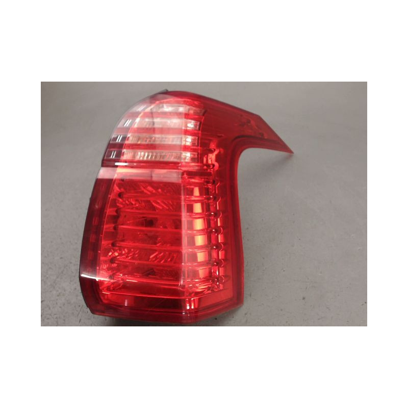 FEU ARRIERE DROIT PEUGEOT 5008