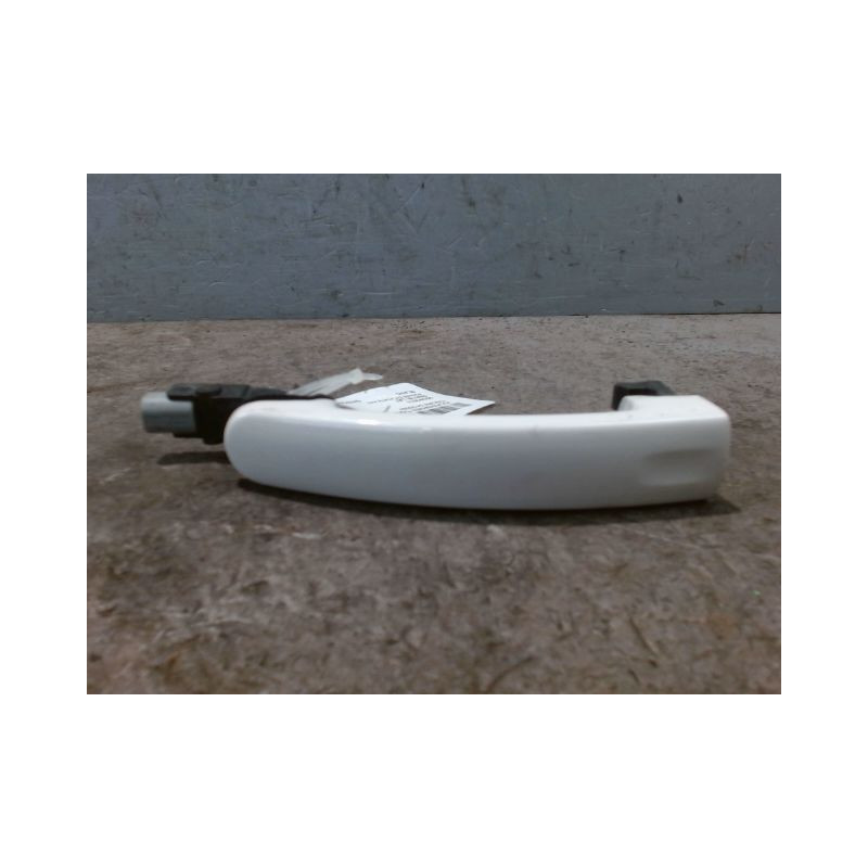 POIGNEE EXTERIEURE PORTE AVANT DROIT VOLKSWAGEN TIGUAN 2009-