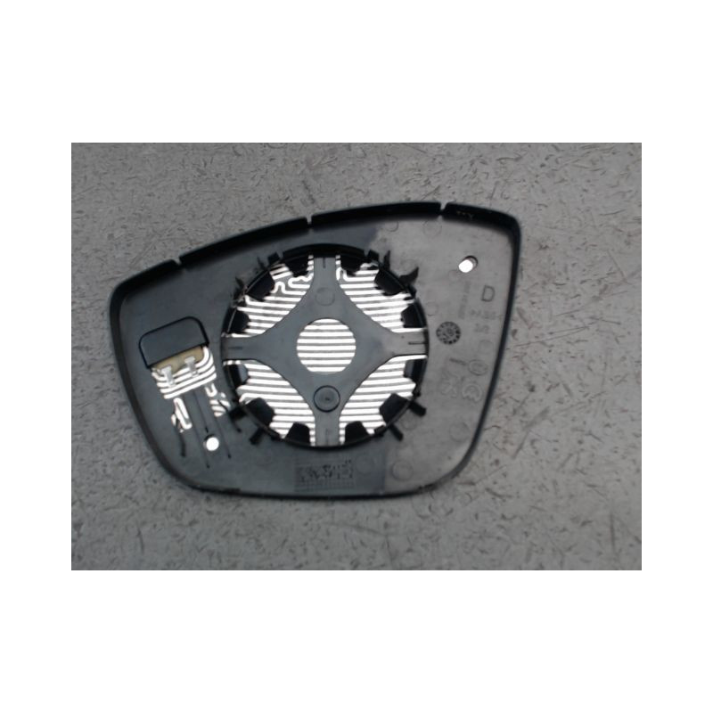 GLACE RETROVISEUR EXT D PEUGEOT 208