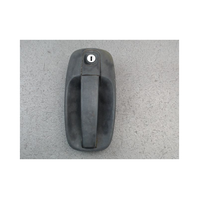 POIGNEE EXTERIEURE PORTE AVANT GAUCHE RENAULT TRAFIC