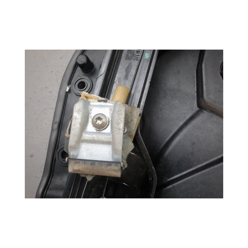 MECANISME LEVE-GLACE AVANT GAUCHE VOLKSWAGEN GOLF