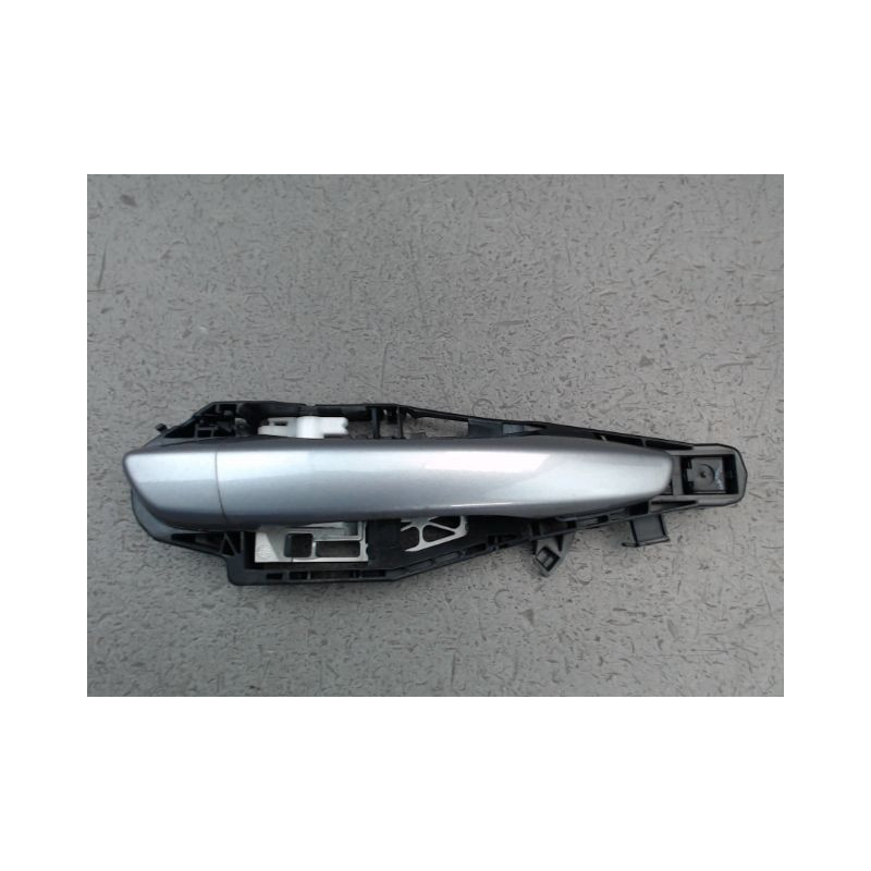 POIGNEE EXTERIEURE PORTE AVANT DROIT PEUGEOT EXPERT