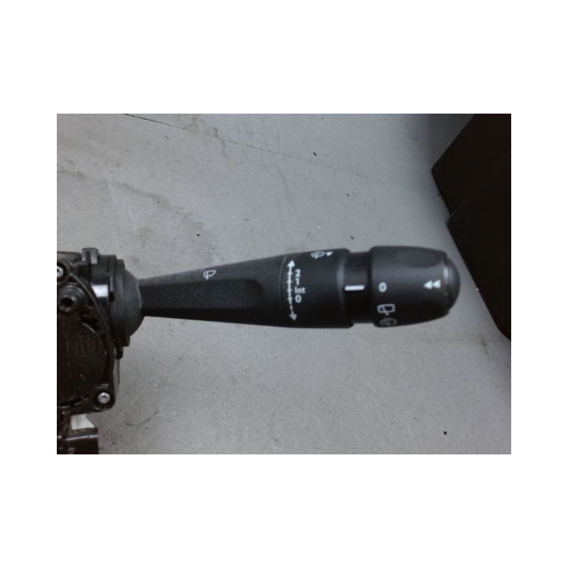 BLOC COMMODOS PEUGEOT 208