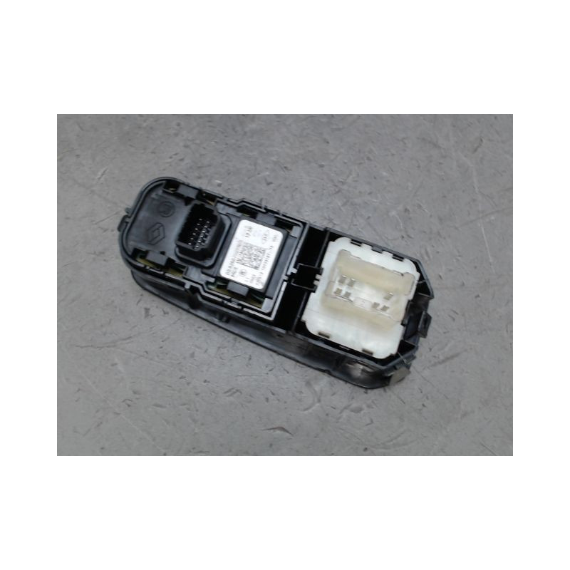 COMMANDE LEVE-GLACE PORTE AVG RENAULT TRAFIC