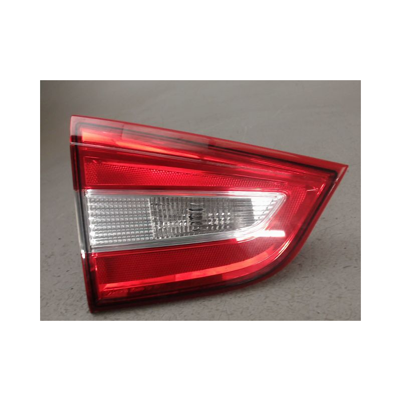 FEU ARRIERE INTERIEUR GAUCHE SUZUKI SX4