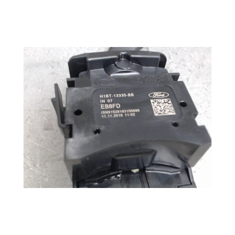 COMMANDE CLIGNOTANT FORD FIESTA
