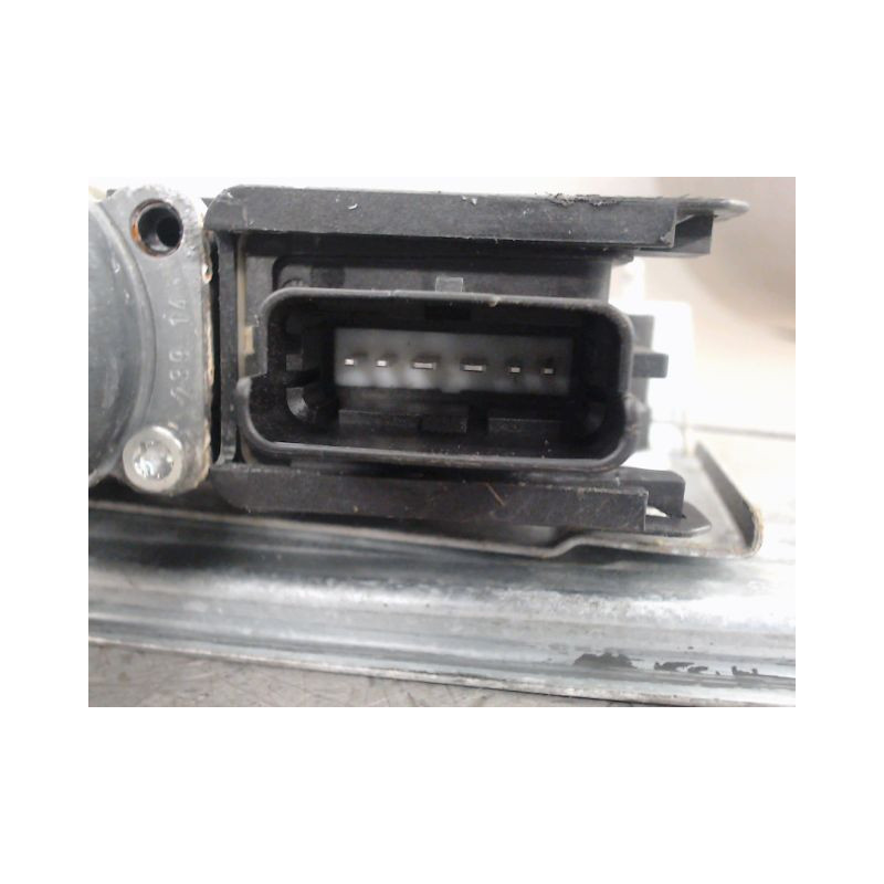 MECANISME LEVE-GLACE AVANT GAUCHE PEUGEOT 208