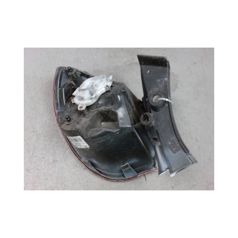 FEU ARRIERE DROIT ALFA ROMEO GUILIETTA 2010-
