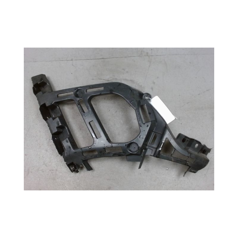 SUPPORT PARE-CHOC ARG PEUGEOT 3008
