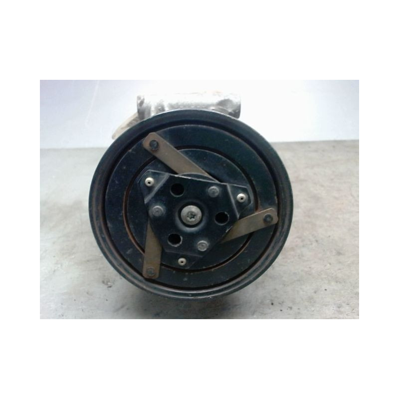 COMPRESSEUR AIR CONDITIONNE RENAULT MEGANE