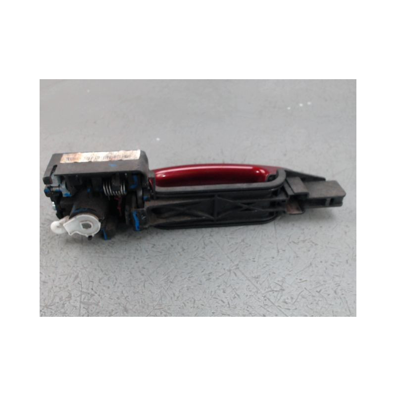 POIGNEE EXTERIEURE PORTE AVANT GAUCHE FORD KA+