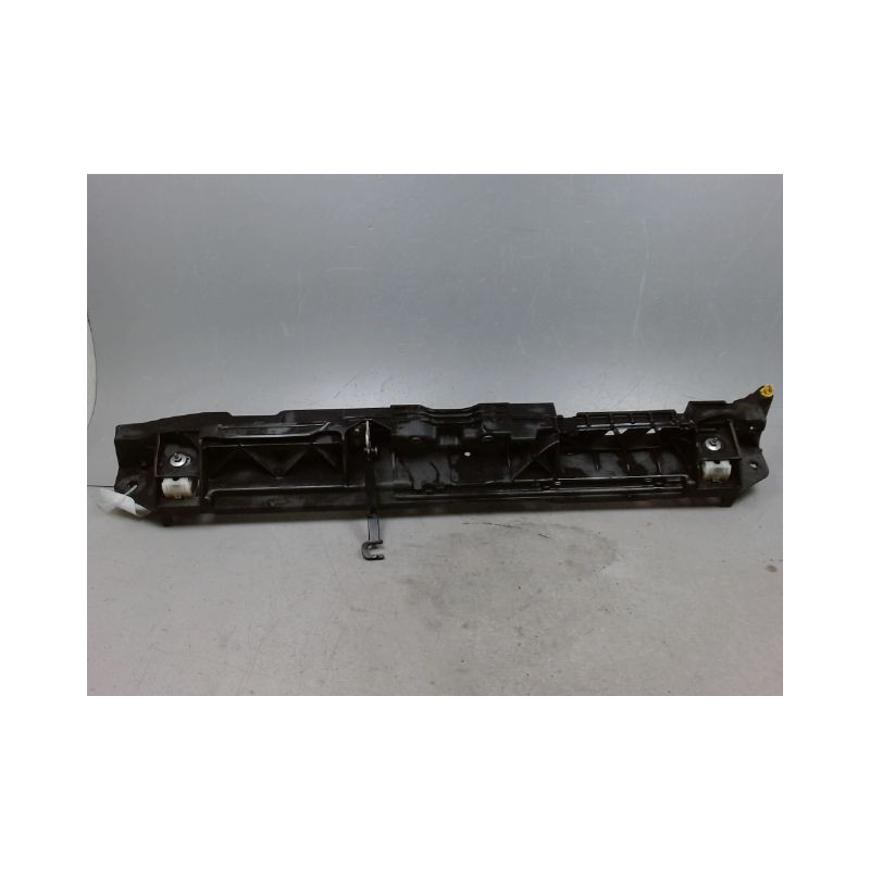 TRAVERSE SUPERIEURE ARMATURE AVANT PEUGEOT 308