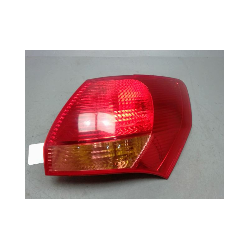 FEU ARRIERE GAUCHE  KIA VENGA 09-