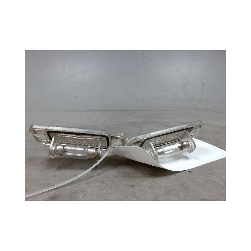 ECLAIREUR PLAQUE DE POLICE MERCEDES CLASSE A 2001 -