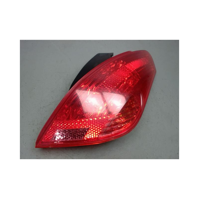 FEU ARRIERE DROIT PEUGEOT 308