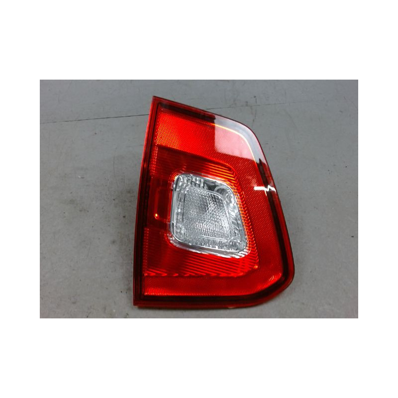 FEU ARRIERE INTERIEUR DROIT SUZUKI IGNIS