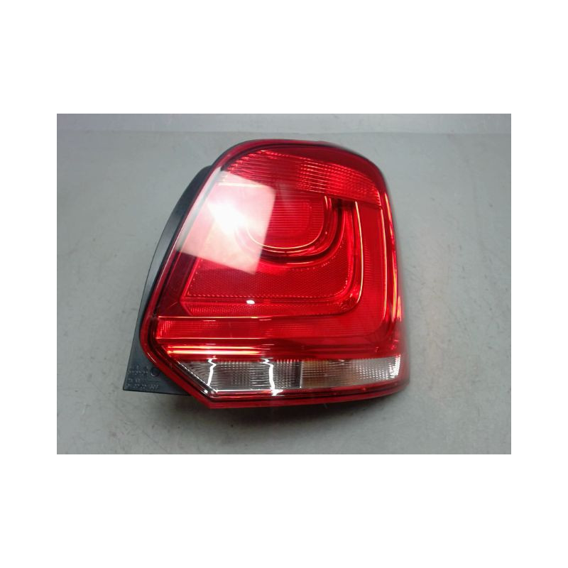 FEU ARRIERE DROIT VOLKSWAGEN POLO 2009-