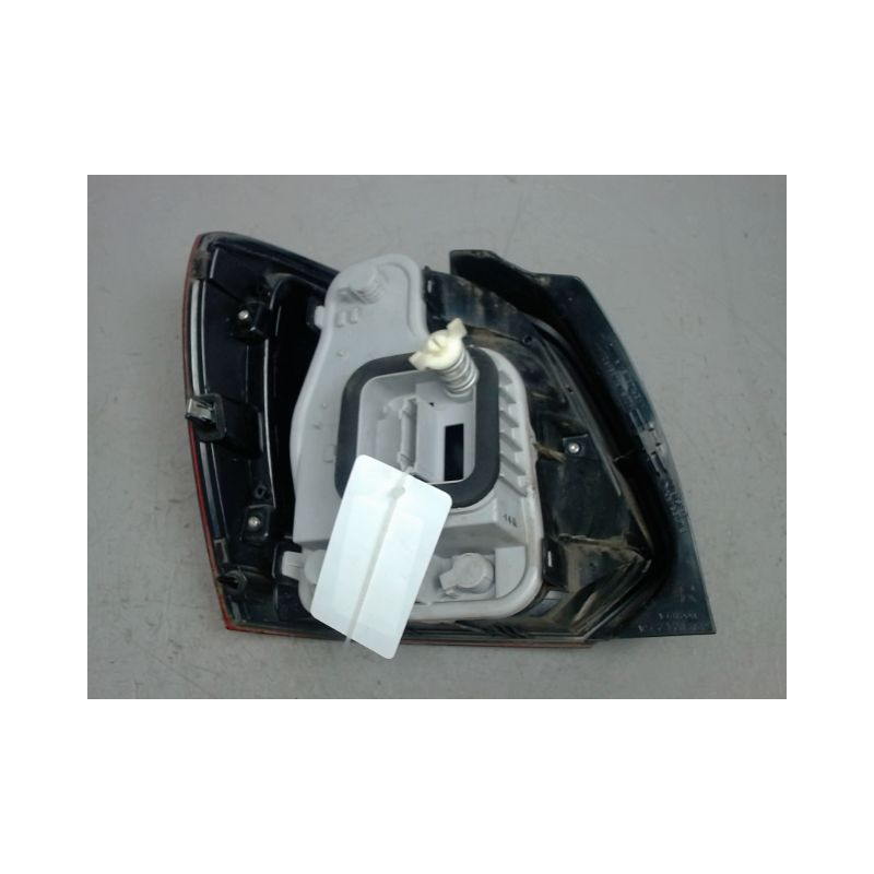 FEU ARRIERE DROIT VOLKSWAGEN POLO 2009-