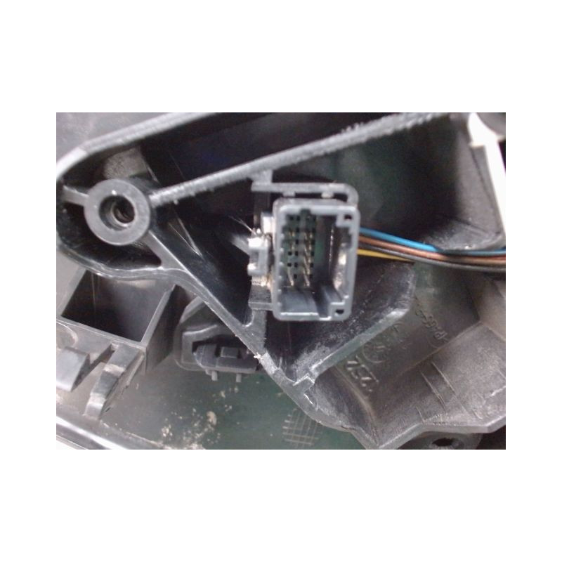 RETROVISEUR EXTERIEUR ELECTRIQUE DROIT RENAULT MEGANE 3 PHASE 3 1.5 DCI - 8V