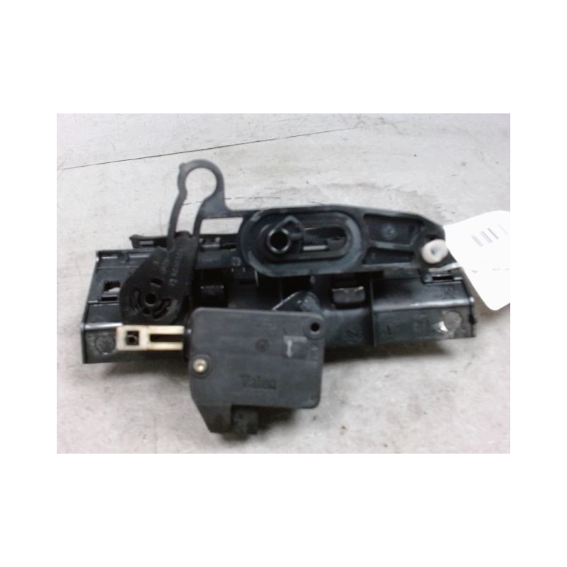 ACTIONNEUR SERRURE HAYON  PEUGEOT 206