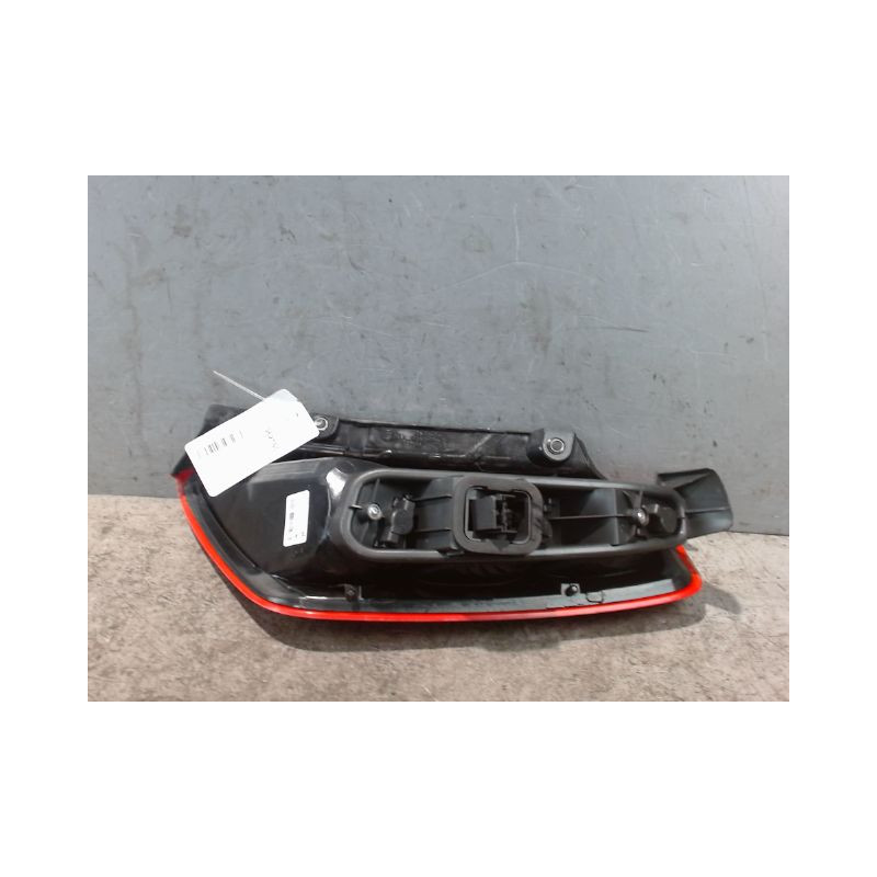 FEU ARRIERE GAUCHE  FIAT PUNTO 2003-