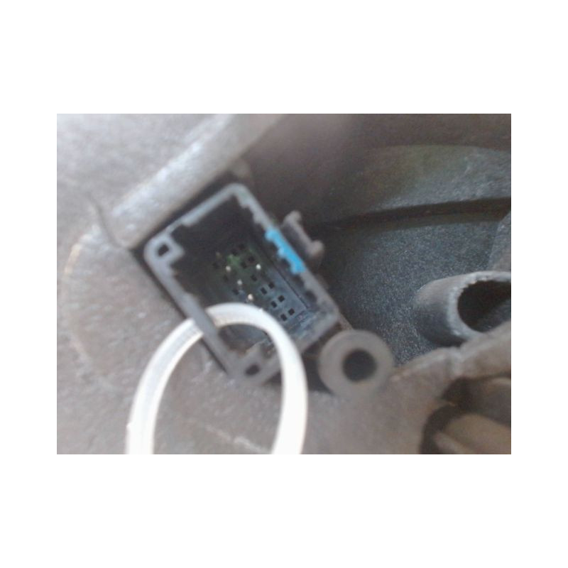 RETROVISEUR EXTERIEUR ELECTRIQUE DROIT RENAULT CLIO III 2007-