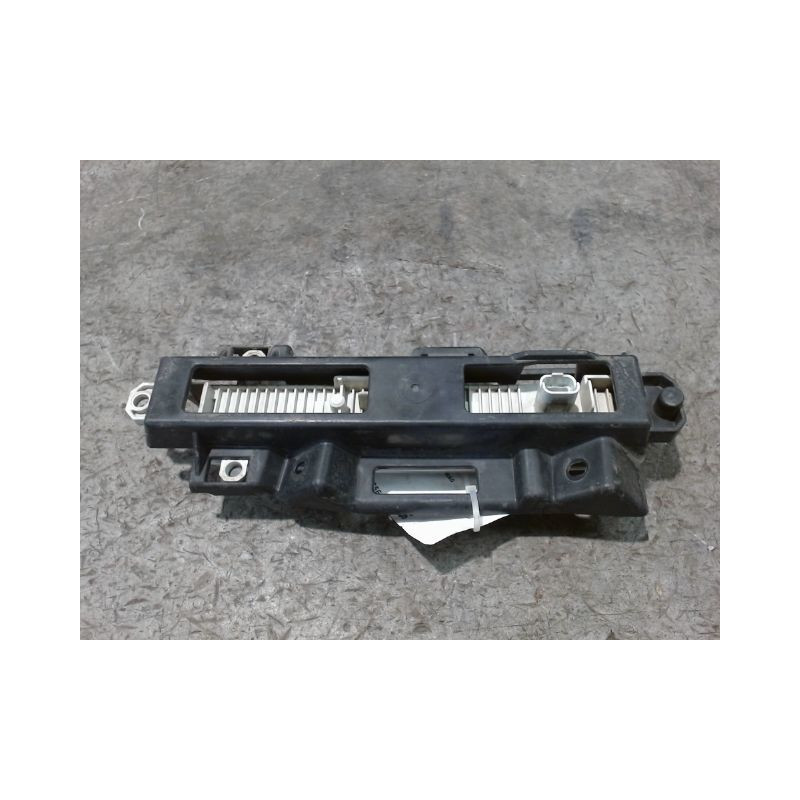 FEUX POSITION DROIT PEUGEOT 108
