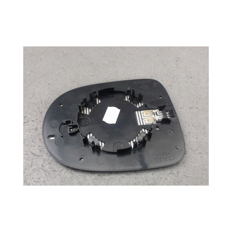 GLACE RETROVISEUR EXT D RENAULT CLIO