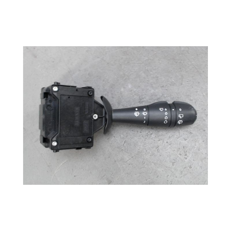 COMMANDE ESSUIE GLACE RENAULT CLIO