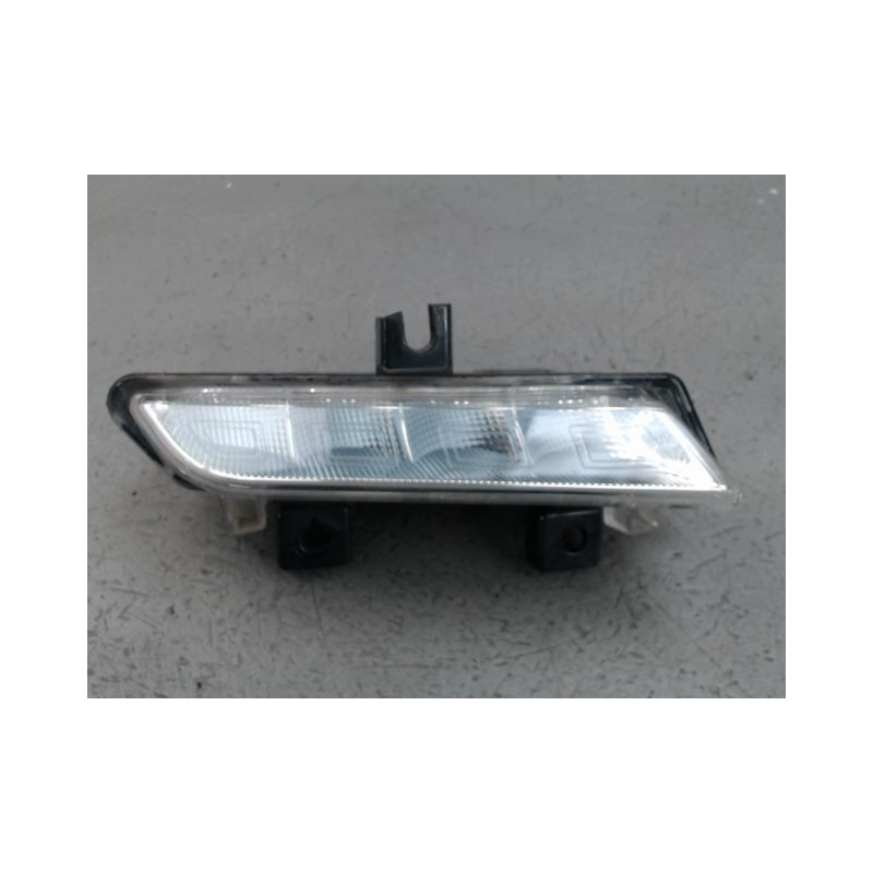 FEUX POSITION DROIT RENAULT CLIO