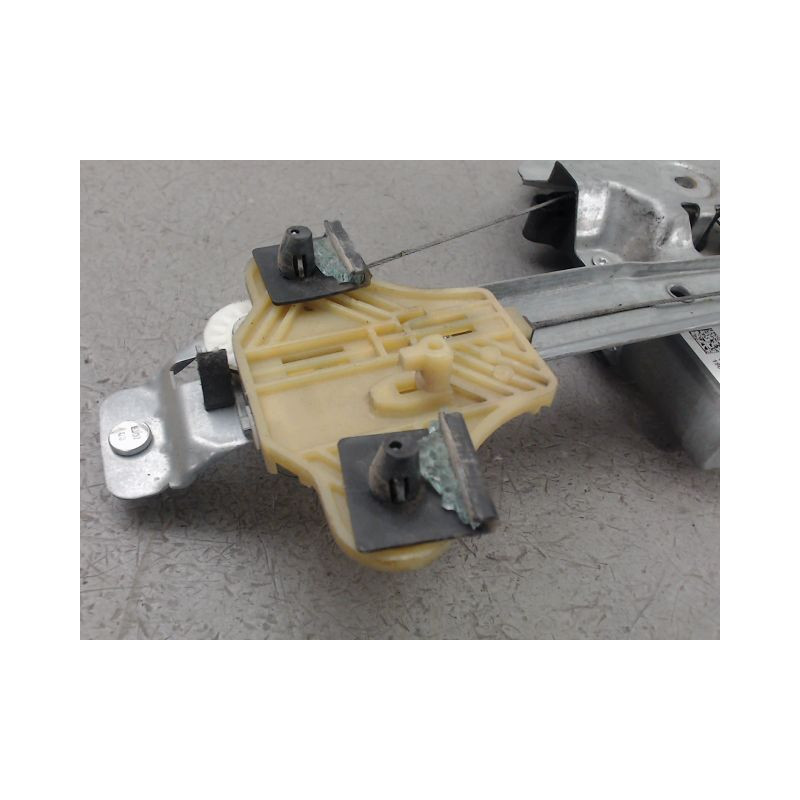 MECANISME LEVE-GLACE AVANT DROIT RENAULT CLIO