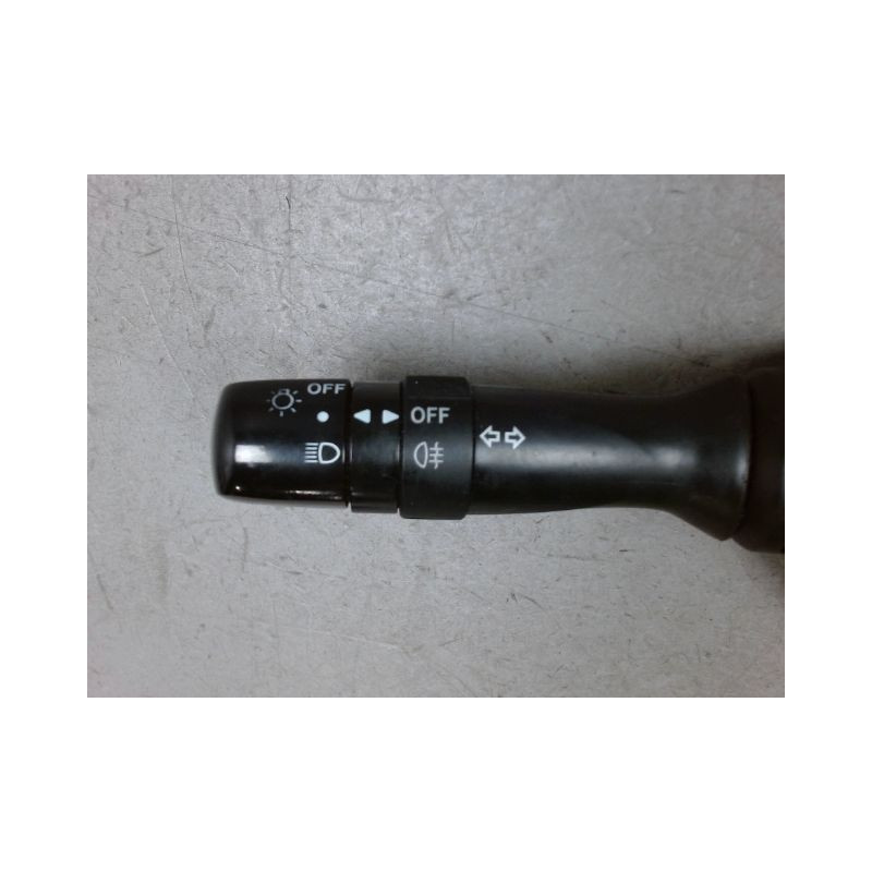 COMMANDE CLIGNOTANT TOYOTA AYGO 5P