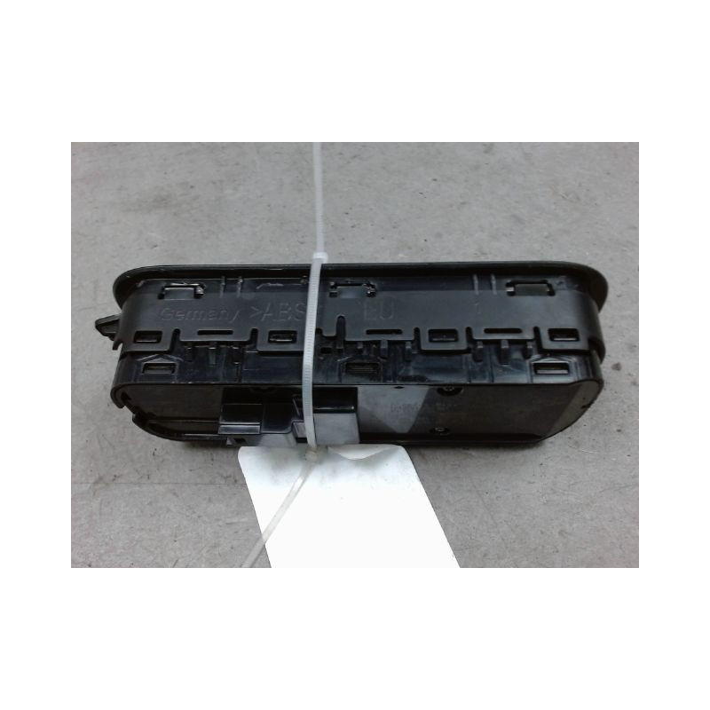COMMANDE LEVE-GLACE PORTE AVG MERCEDES CLASSE A