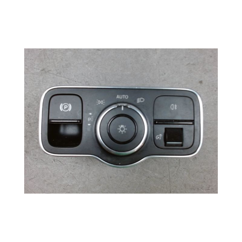 INTERIEUR COMMANDE PHARES MERCEDES CLASSE A