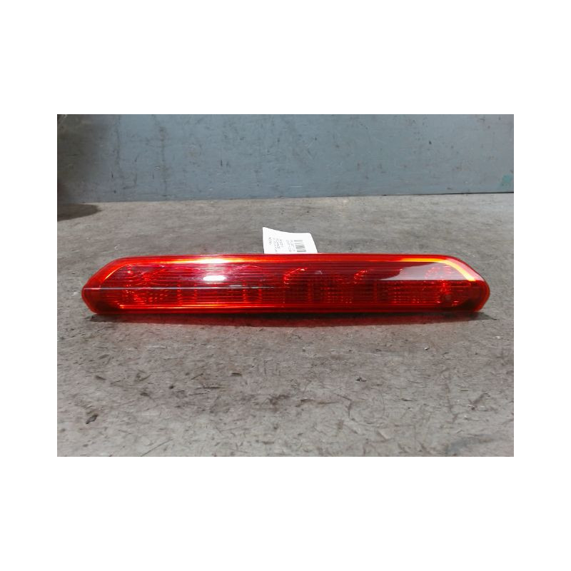 FEUX STOP SUPPLEMENTAIRE PEUGEOT 308 2009-