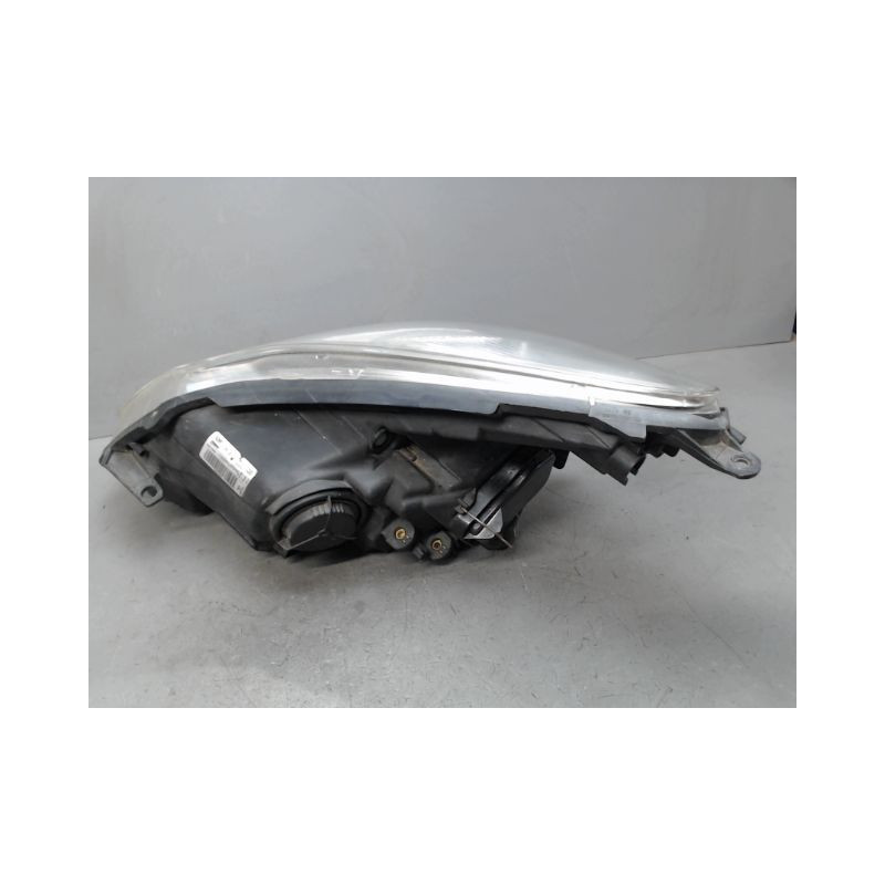 PHARE DROIT OPEL CORSA