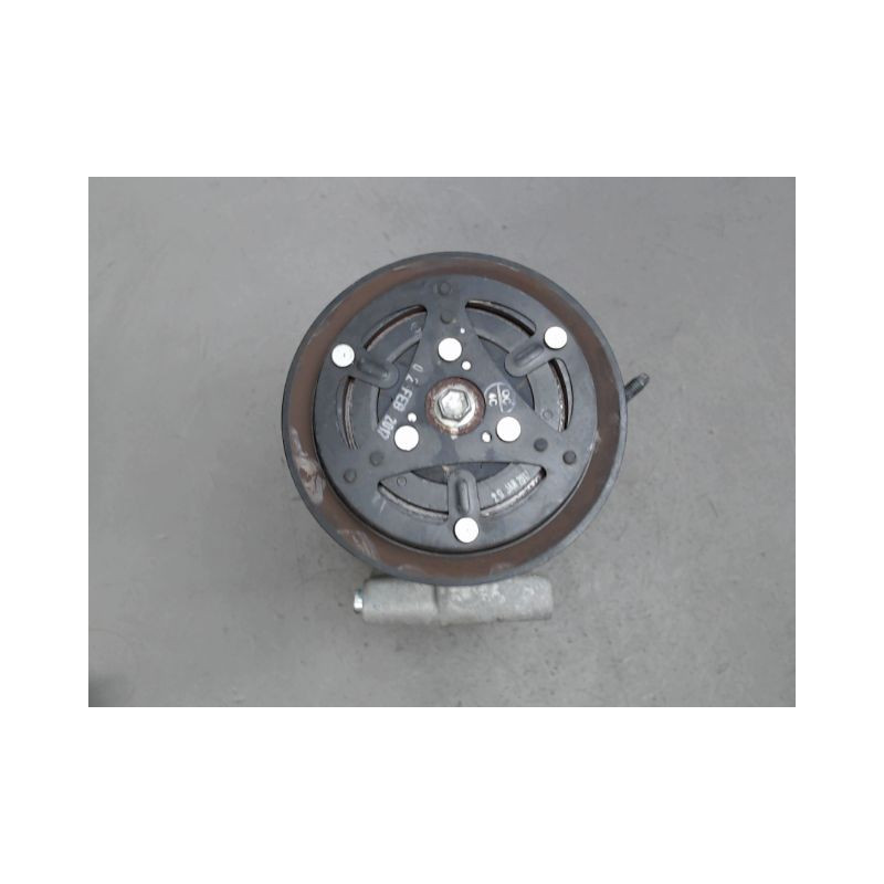 COMPRESSEUR AIR CONDITIONNE FORD KA+