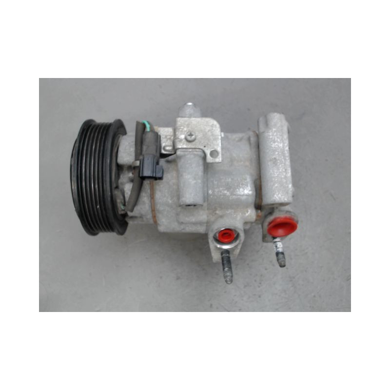 COMPRESSEUR AIR CONDITIONNE FORD KA+