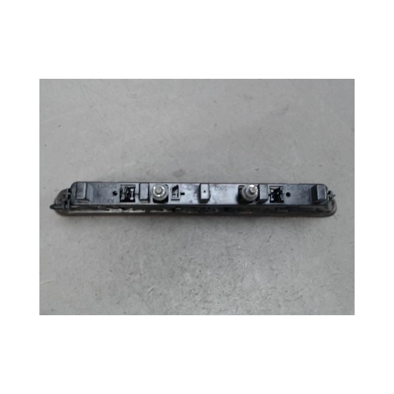FEUX STOP SUPPLEMENTAIRE PEUGEOT 206