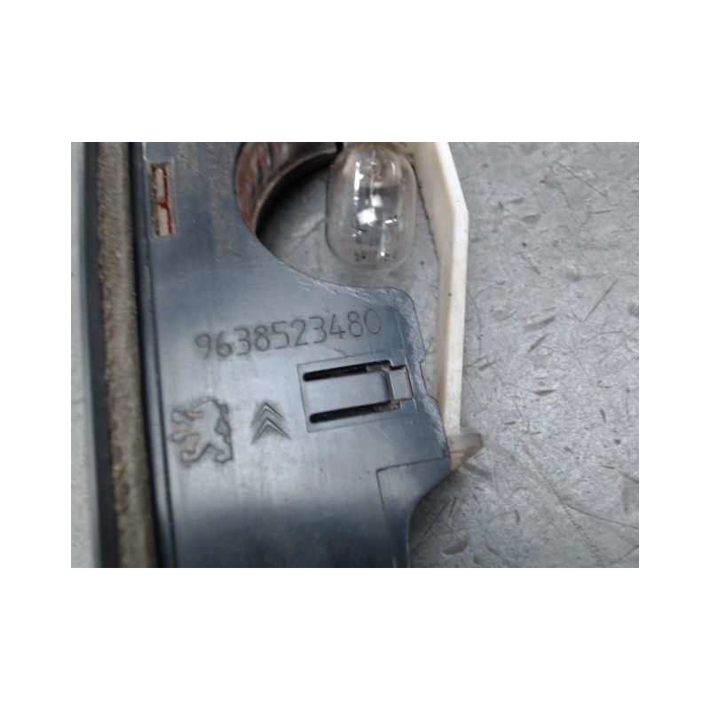 FEUX STOP SUPPLEMENTAIRE CITROEN C3