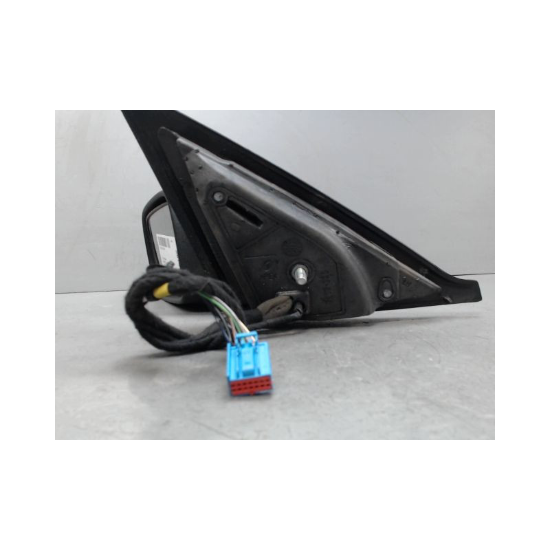 RETROVISEUR EXTERIEUR ELECTRIQUE GAUCHE VOLVO V50