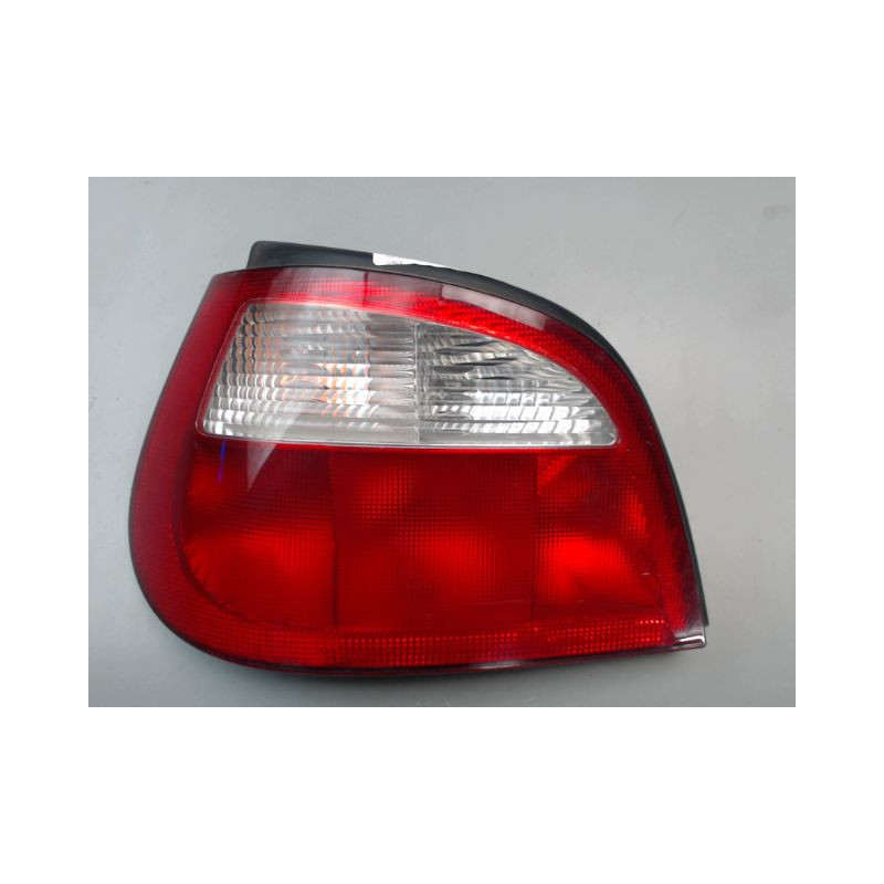FEU ARRIERE GAUCHE  RENAULT MEGANE